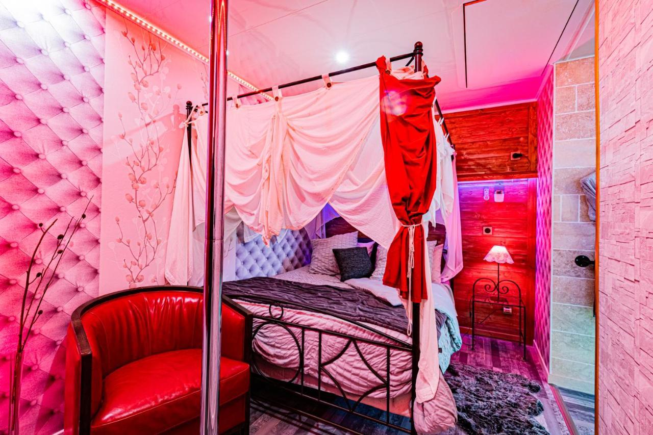 Le Neflier - Balneo - Romantique Pour 2 2*
